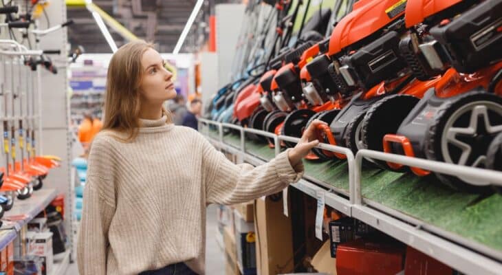 Porady dotyczące wynajmu sprzętu ogrodniczego: co warto wiedzieć przed wypożyczeniem